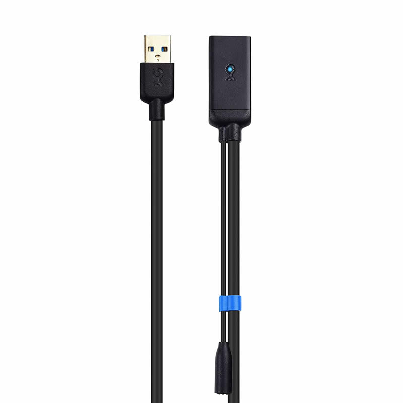 USB 3.0-forlængerledning Et signal til en kvindelig signalforstærkerrepeaterledning med 5V / 2A strømadapter